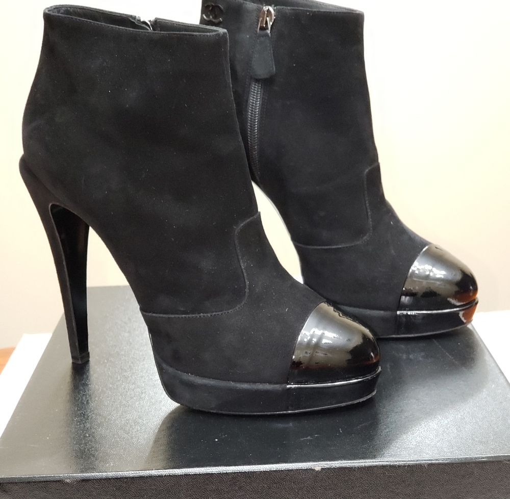 CHANEL booties - Picture 3 of 13